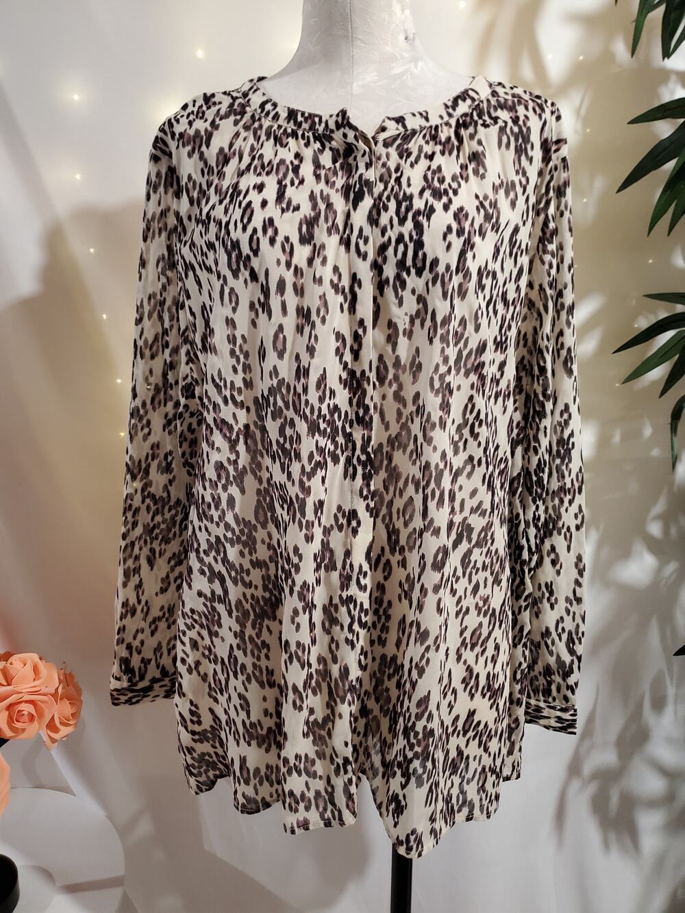 Lucky Brand Womens Sheer Leopard Animal Print Button Blouse Top Size 3X Mob Wife